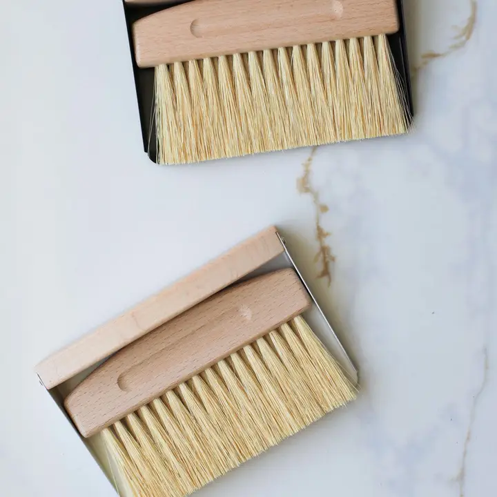 Mini Broom & Dustpan - Blond Sisal