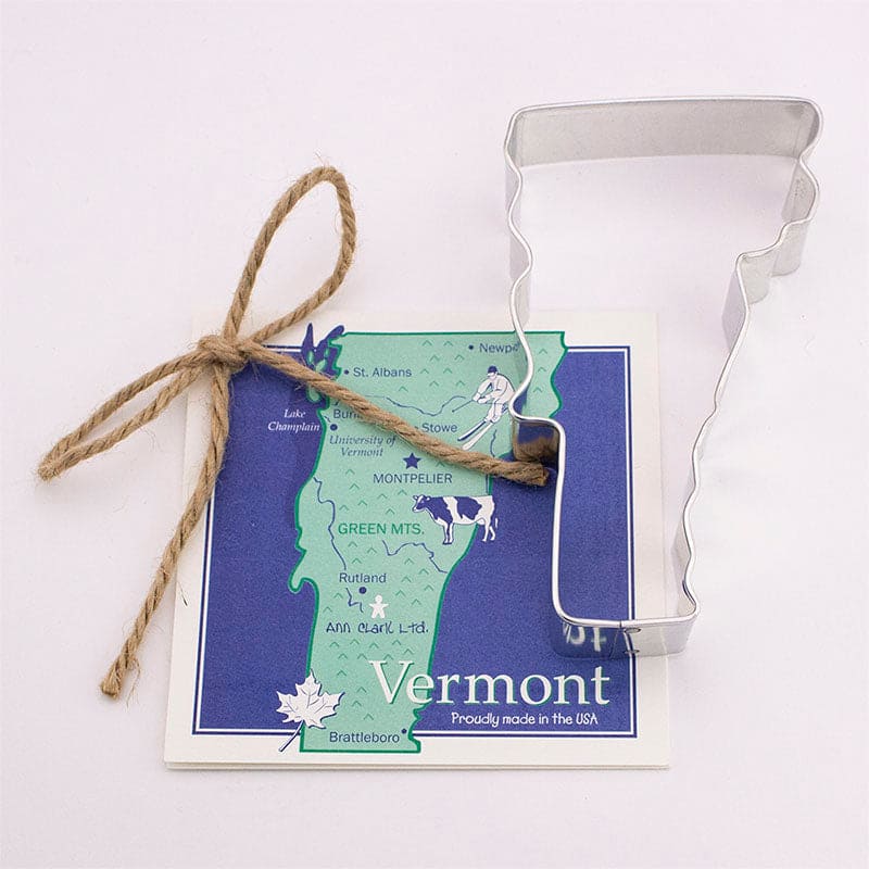Vermont Cookie Cutter With Recipe Card - Shelburne Country Store
