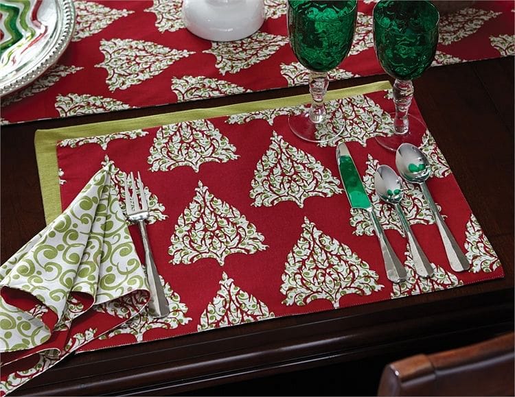Tannenbaum Tree-Scroll Placemat - Shelburne Country Store