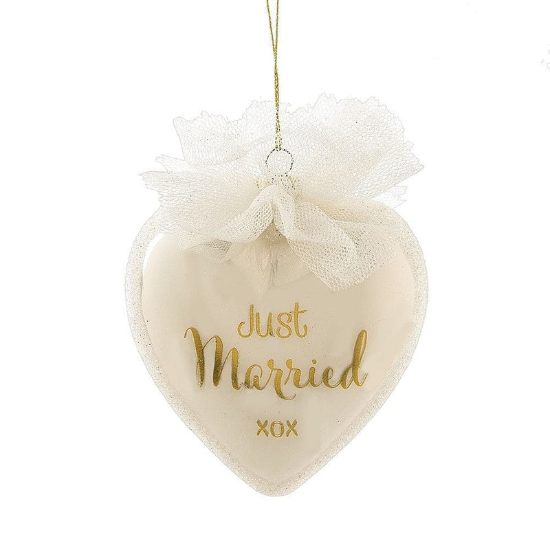 Just Married - XOX Ornament - Shelburne Country Store