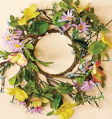 Mixed Daisy Candle Ring - Shelburne Country Store