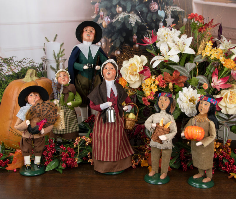 Byers' Choice Thanksgiving Family - - Shelburne Country Store