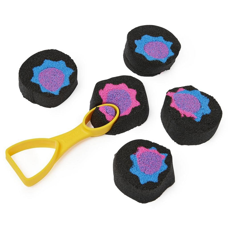 Kinetic Sand, Slice N` Surprise Set with 13.5oz of Black, Pink and Blue Play Sand and 7 Tools - Shelburne Country Store