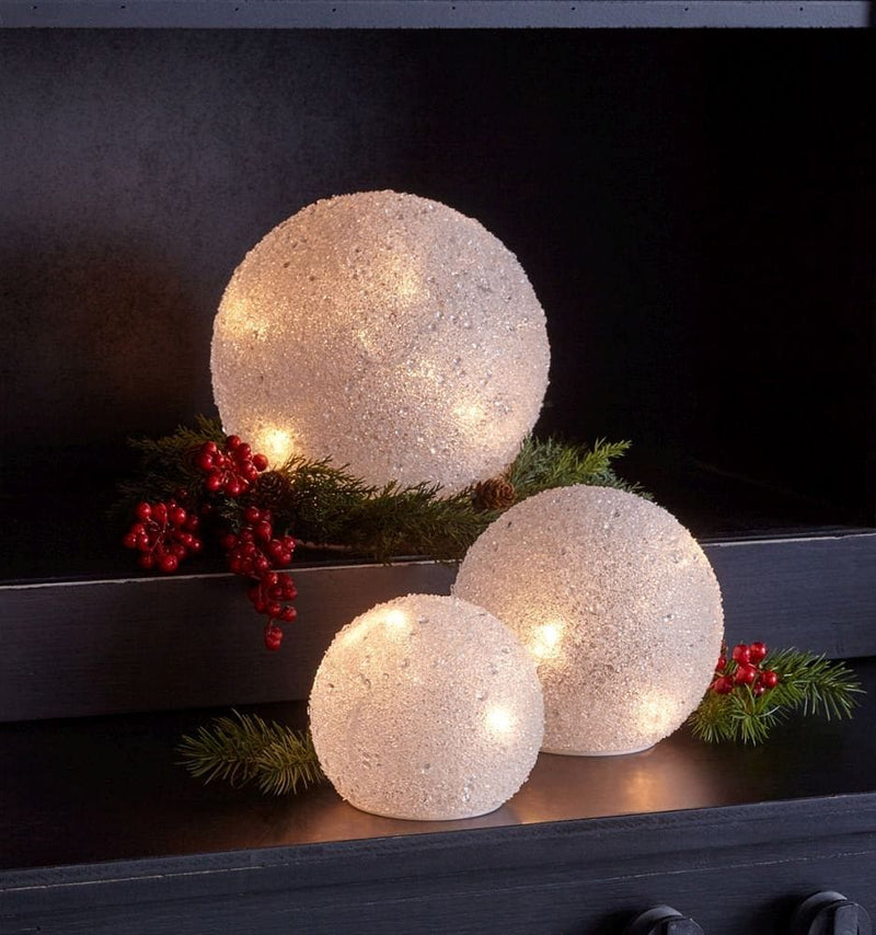 LED Snowball Set Of 3 - 4"-7.75" - Shelburne Country Store