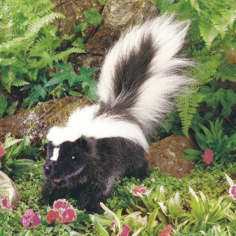Skunk Puppet - Shelburne Country Store