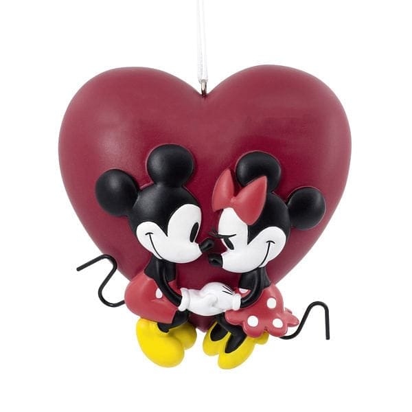 Resin Mickey and Minnie in Love - Shelburne Country Store
