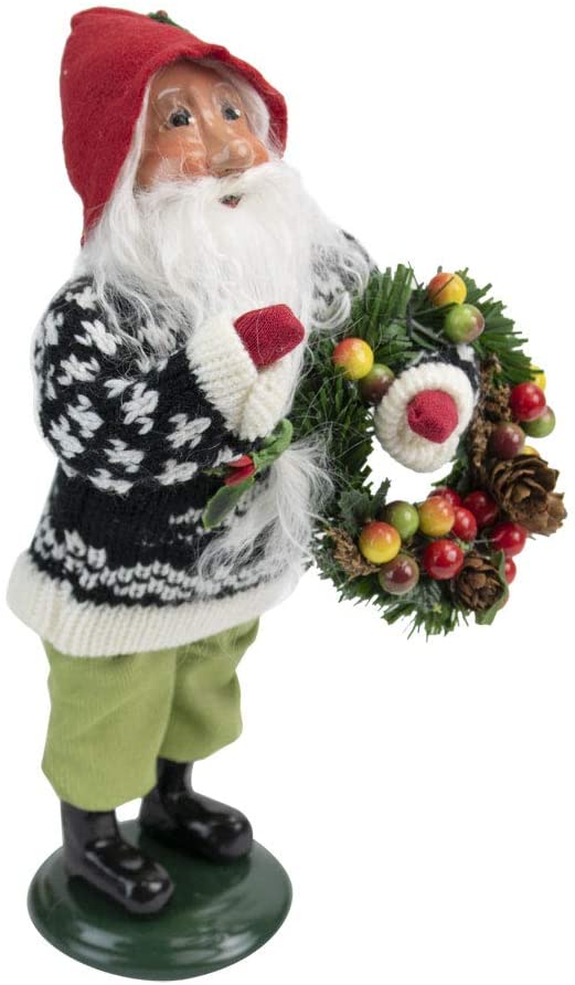 Gnome With Wreath - Shelburne Country Store