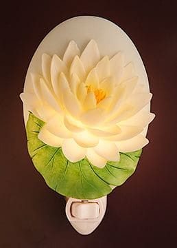 Water Lily Night Light - Shelburne Country Store